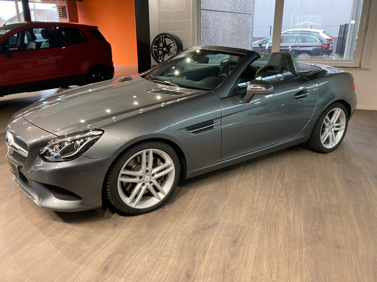 Mercedes SLC 180, Auto's, Automaat, 4 cilinders, Cabriolet, 1600 cc