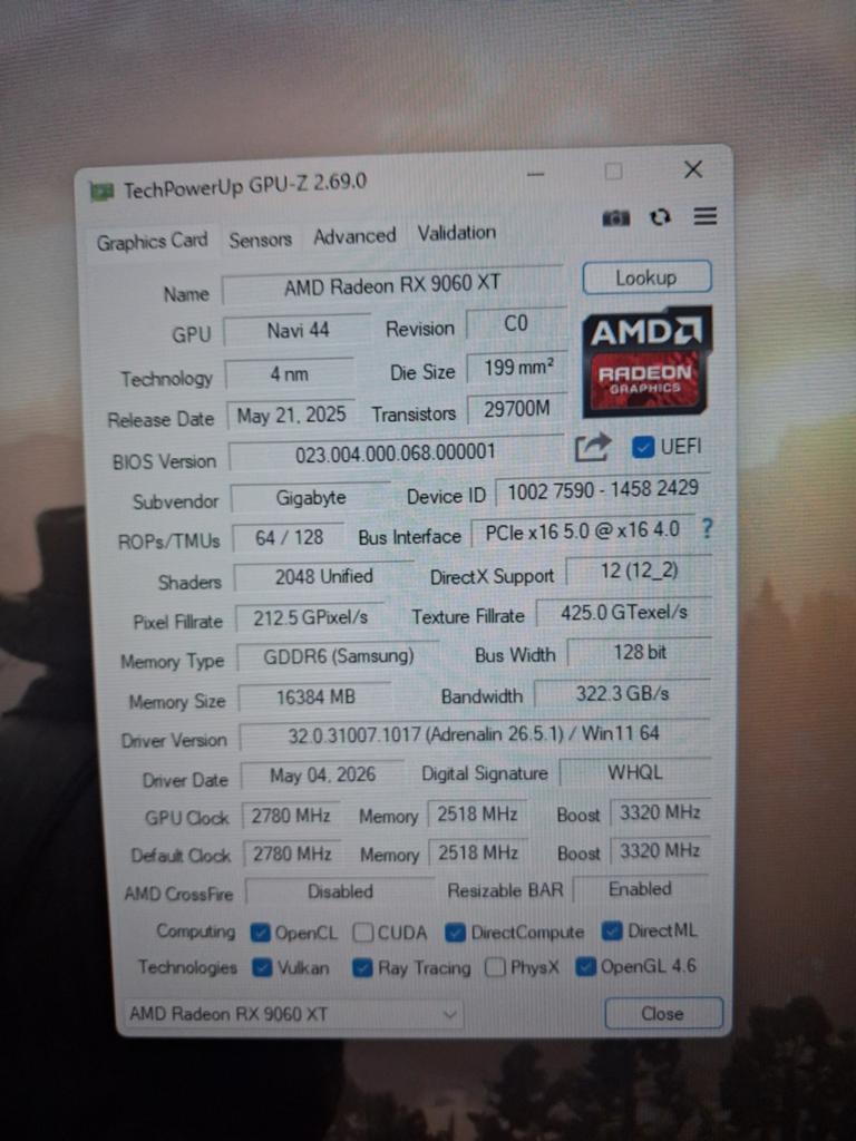 GIGABYTE Radeon RX 9060 XT GAMING OC 16G, Enlèvement, GDDR6, AMD, PCI