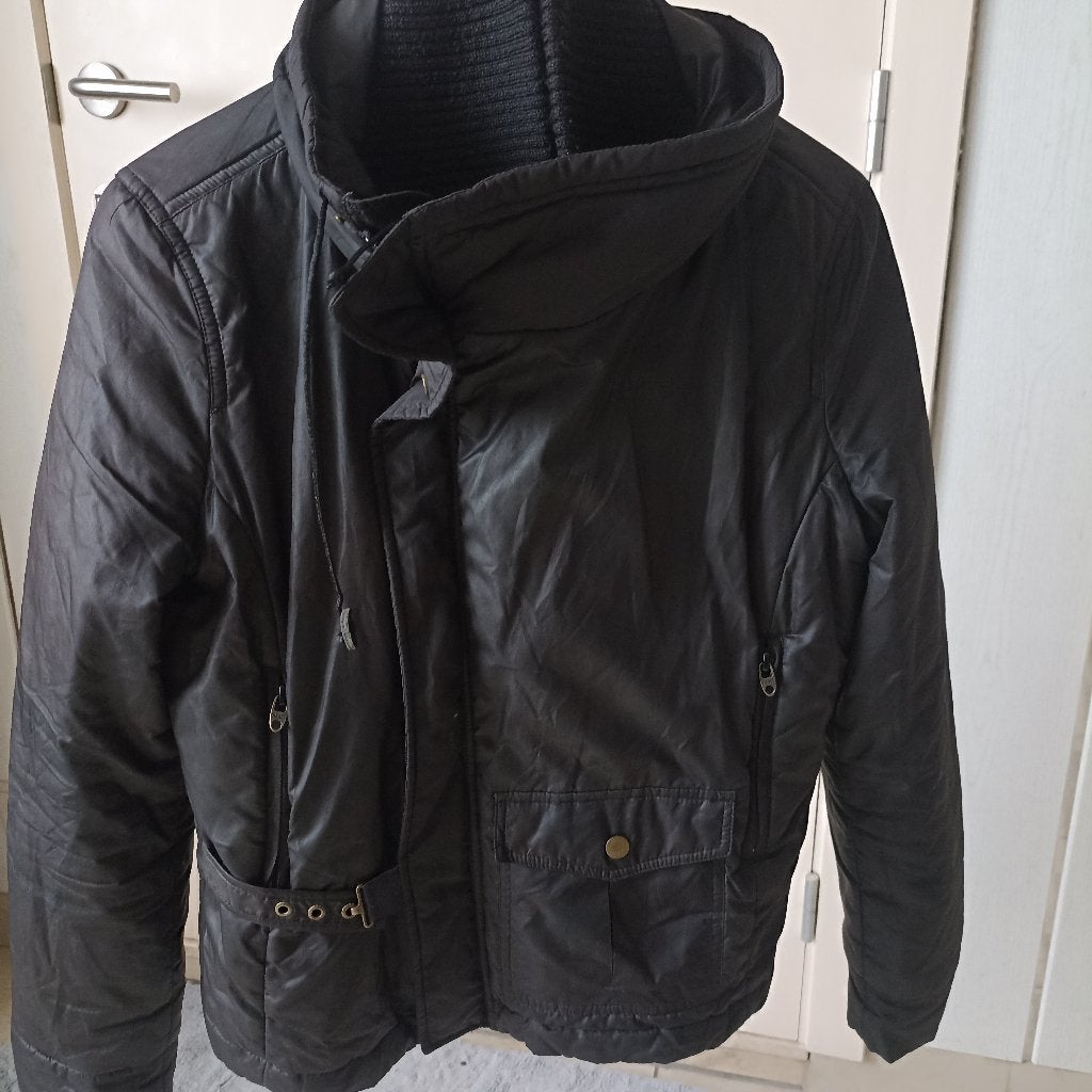 Jas Diesel , maat Medium , 38/10 heel goede staat, Kinderen en Baby's, Ophalen of Verzenden, Zo goed als nieuw, Diesel, Jongen