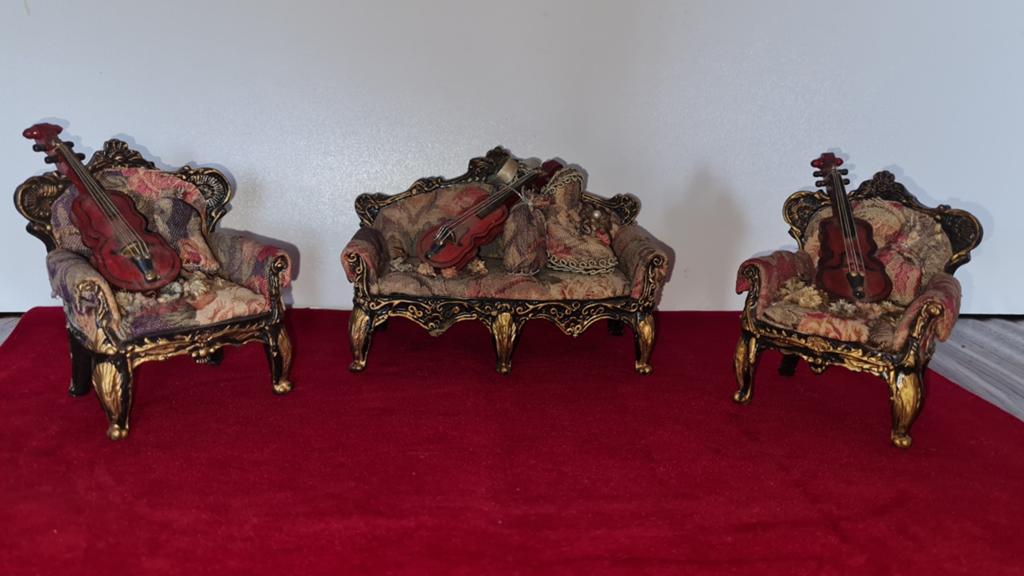 Antieke miniatuur zetels met viool, Antiek en Kunst, Ophalen of Verzenden