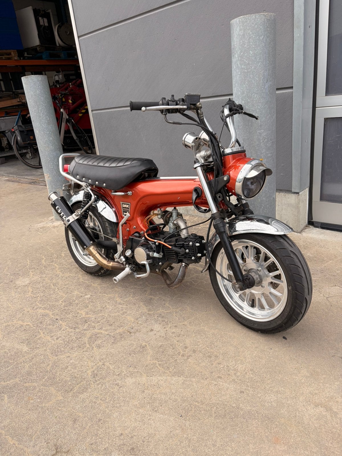 B klasse dax 110cc, Fietsen en Brommers, Brommers | Honda, Ophalen, Zo goed als nieuw