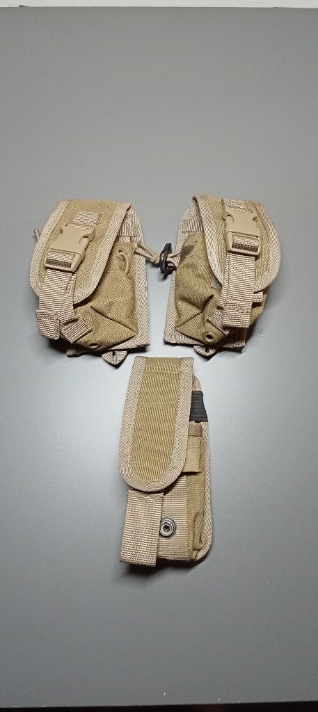 Lot Poches armée belge, Enlèvement ou Envoi, Armée de terre, Vêtements ou Chaussures