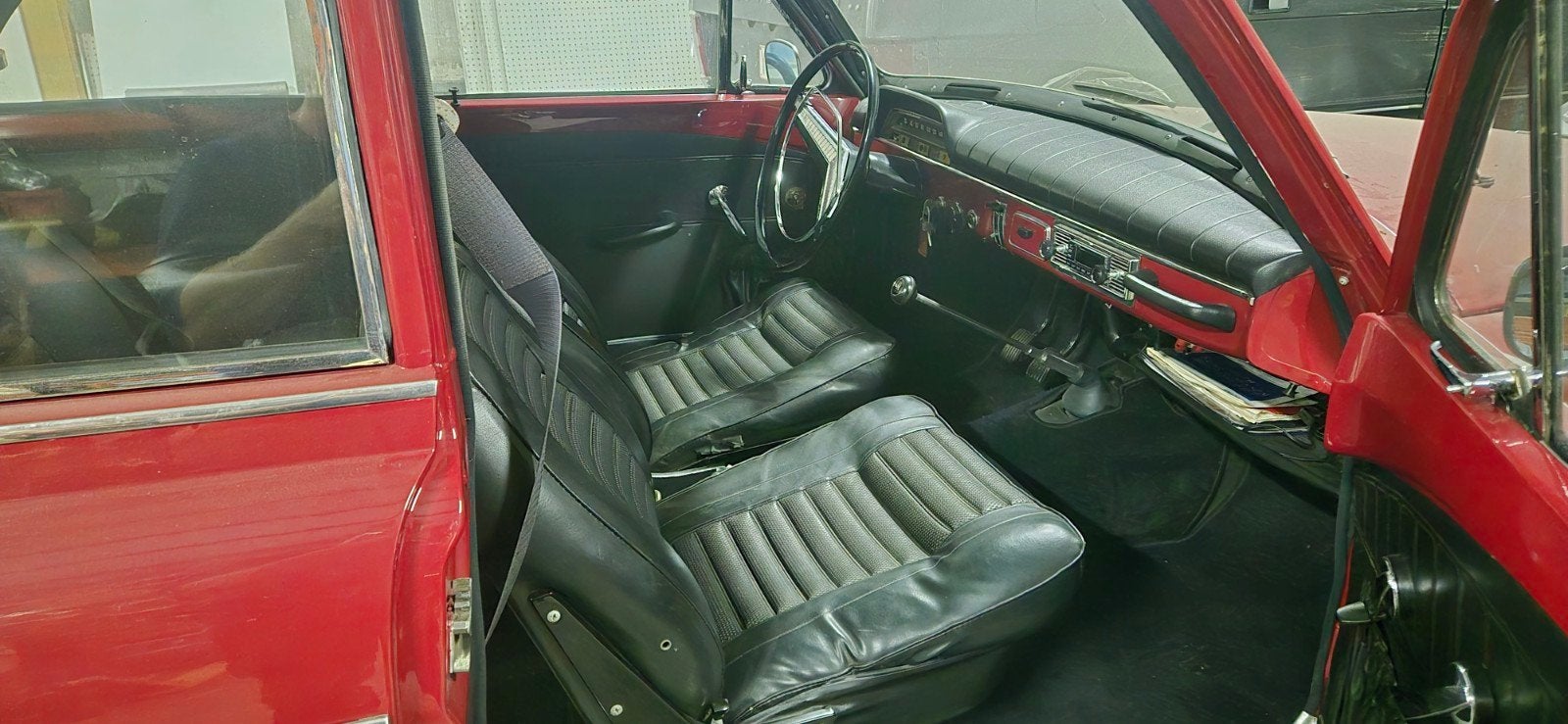 Volvo Amazon B18 1966, Autos, Autres modèles, Achat, Boîte manuelle, Noir