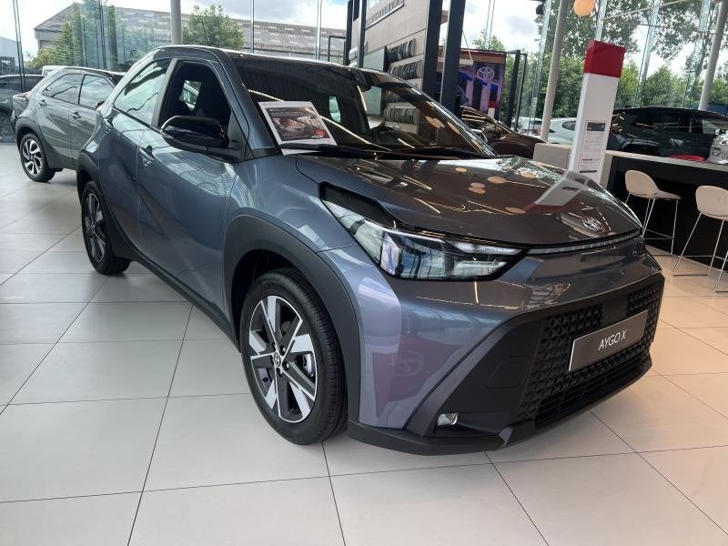 Toyota Aygo 1.5 Hybrid Play + Comfort Pack, Argent ou Gris, Achat, Euro 6, 116 ch