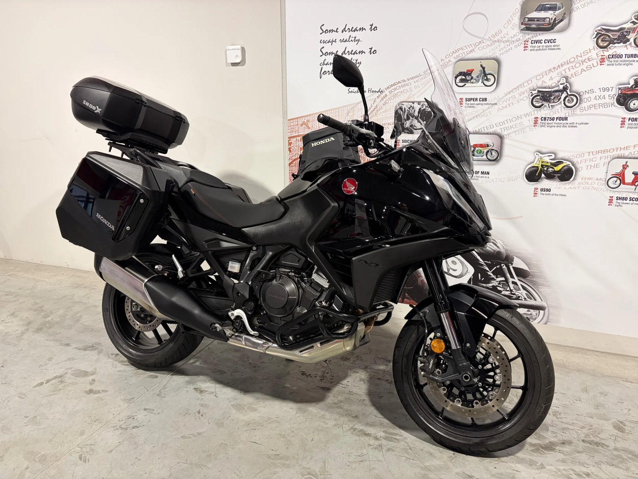 Honda NT1100 manueel met extra's (bj 2022), Meer dan 35 kW, Toermotor, Handgeschakeld, 1100 cc