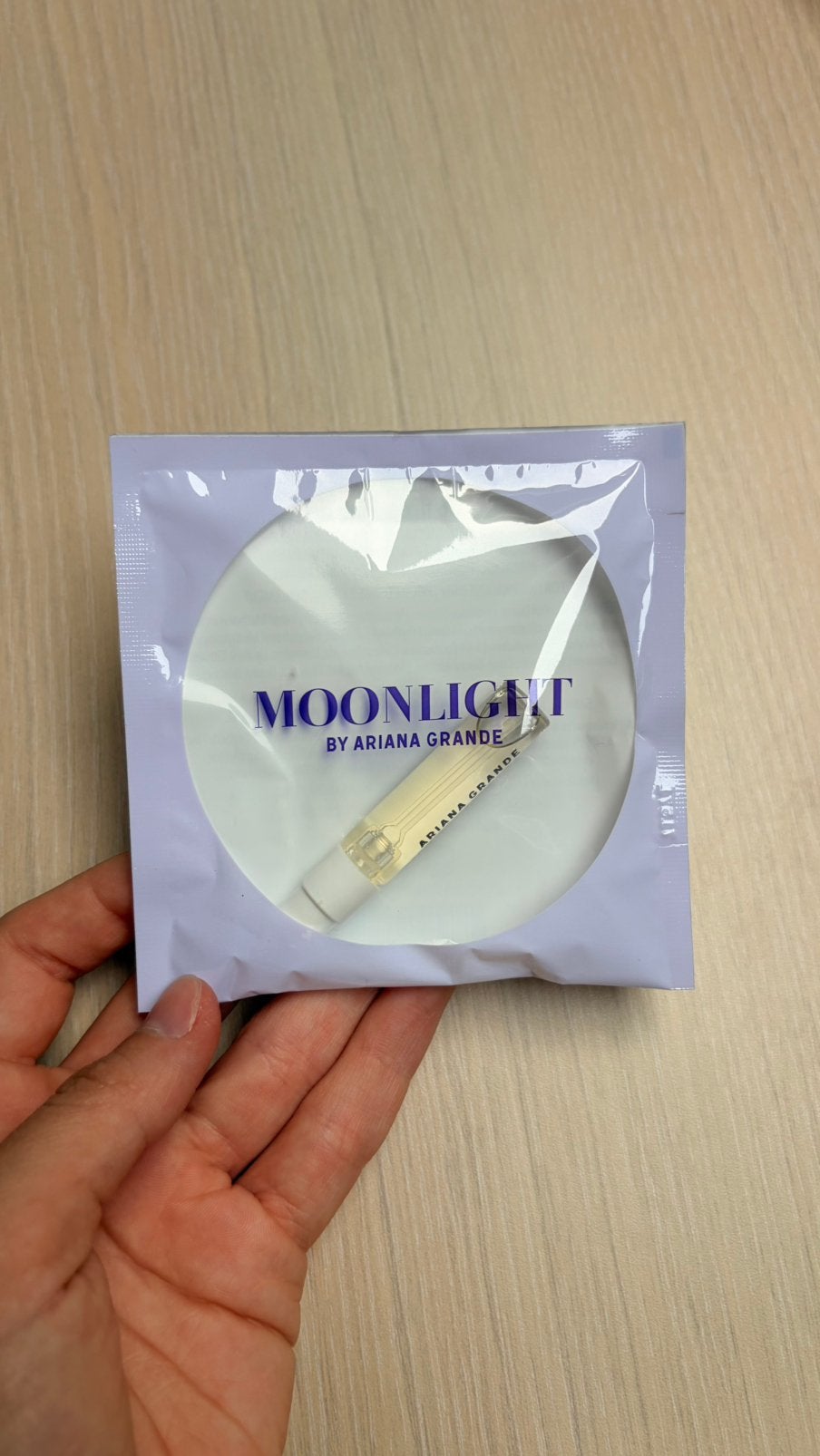 Ariana Grande Moonlight parfum staaltje sample, Ophalen of Verzenden, Nieuw