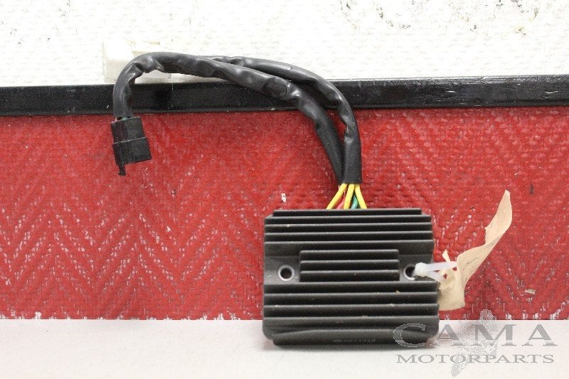 SPANNINGSREGELAAR Shiver 750 2011- (SL750) (SH744AB), Motoren, Piaggio & C. SpA, Gebruikt, Customer_service@piaggio.com, Viale Rinaldo Piaggio, 25
56025  Pontedera, PI, IT