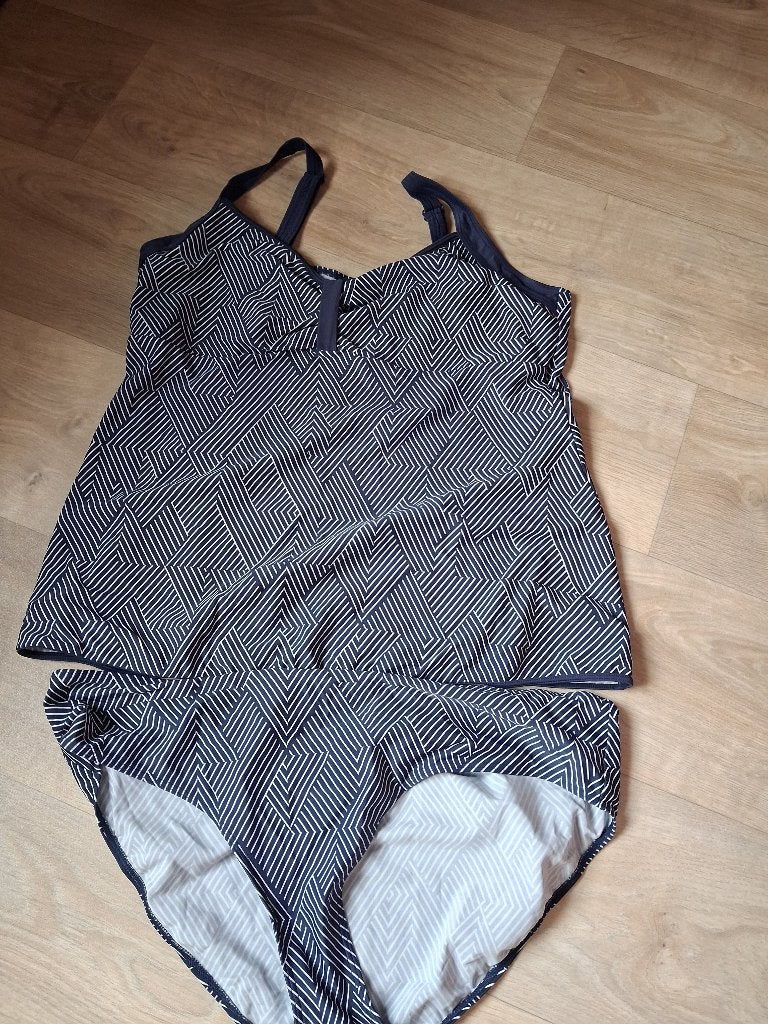 tankini, goede staat, blauw, Kleding | Dames, Badmode en Zwemkleding, Verzenden, Gedragen, Blauw, Overige typen