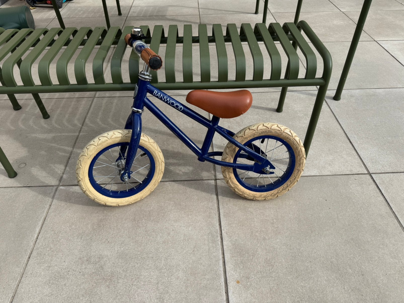 Banwood loopfiets blauw, Fietsen en Brommers, Fietsen | Kinderfietsjes, Ophalen, Gebruikt