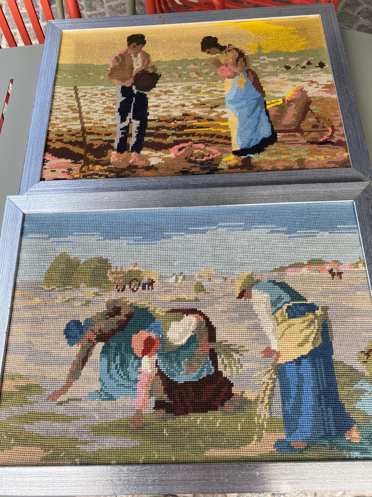 2 geborduurde werkjes, Ophalen of Verzenden, Zo goed als nieuw