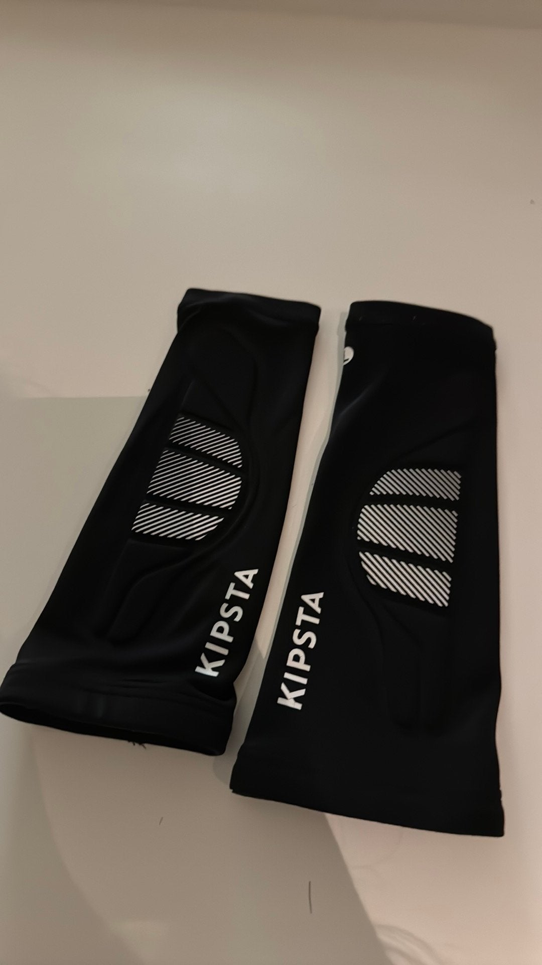 Armsleeves volleybal, Enlèvement, Comme neuf