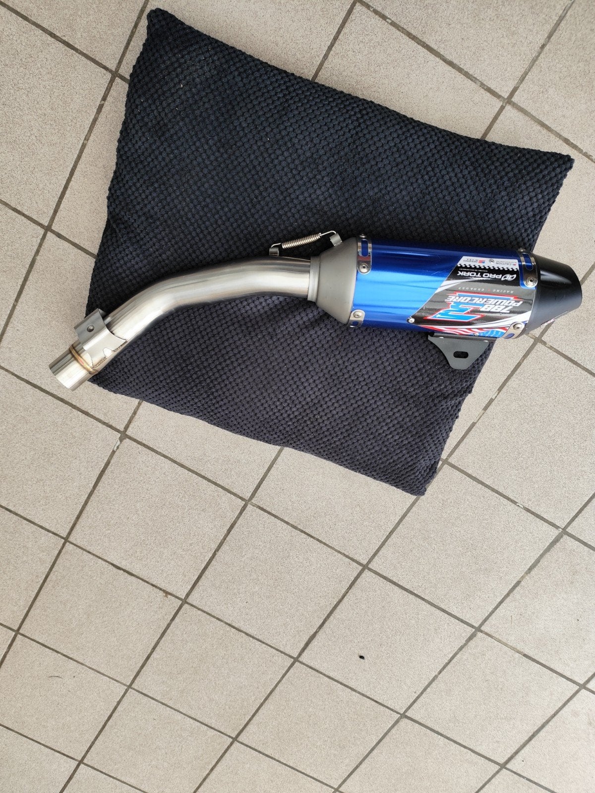 uitlaat voor Dax 50cc, Ophalen, Uitlaat