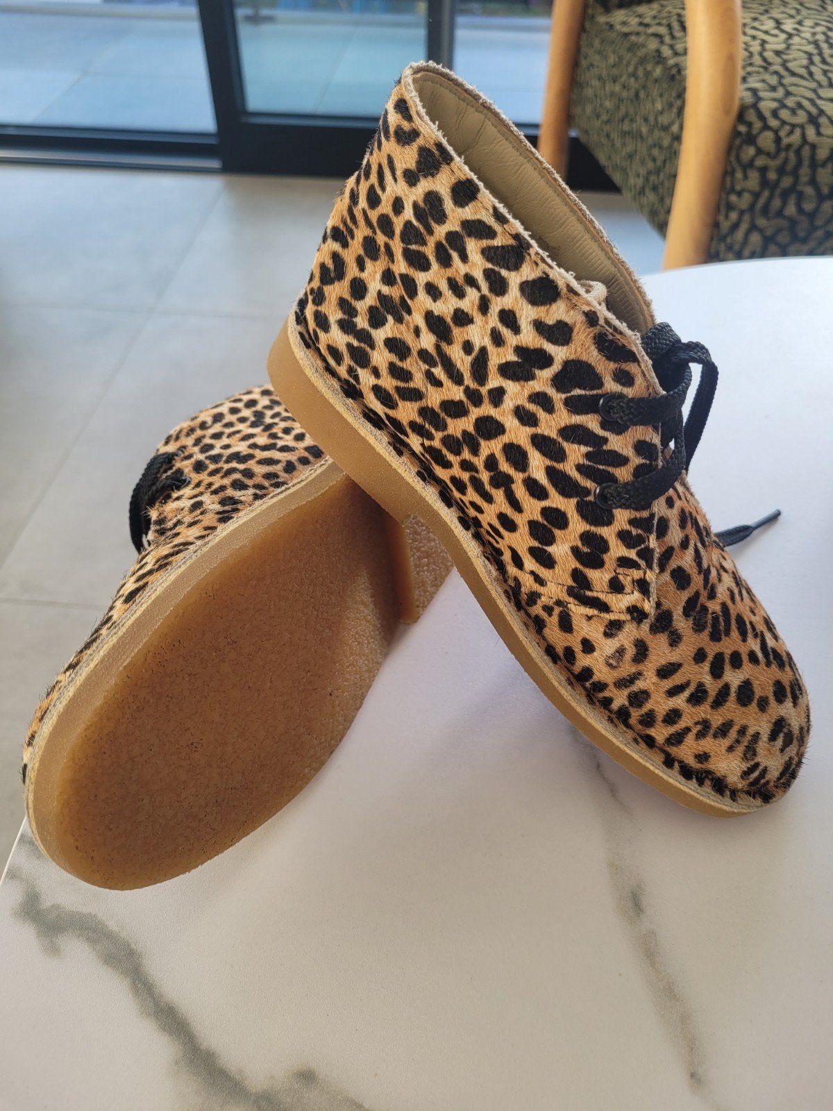 Chaussures pour filles 32, Enfants & Bébés, Clarks, Comme neuf, Enlèvement, Chaussures