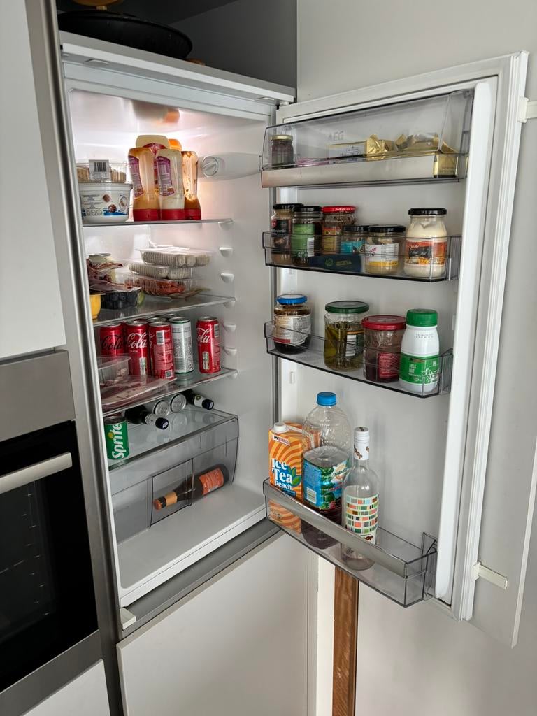 AEG Koelkast in hele nette staat te koop!!!, Elektronische apparatuur, Ophalen, Gebruikt