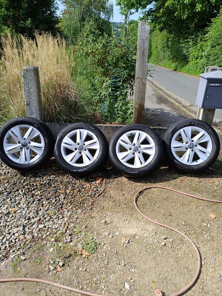 Jantes d'origine golf 8 16 pouces, Auto-onderdelen, Banden en Velgen, Ophalen, 16 inch, Velg(en)