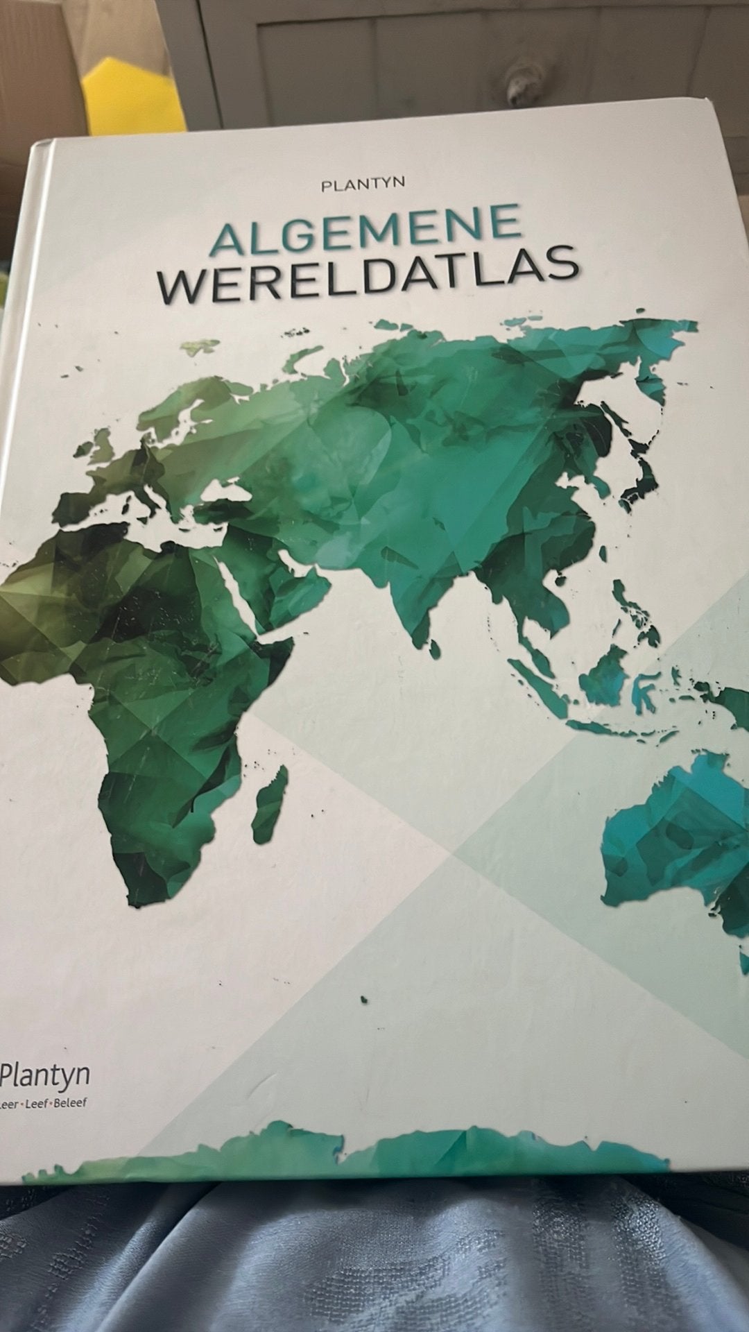 Algemene werwelsatlas, Ophalen, Zo goed als nieuw, Wereld