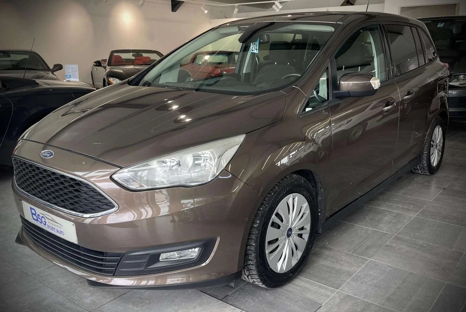 Ford Grand C-Max 1.0 EcoBoost Trend Start-Stop (bj 2016), Stof, Gebruikt, Beige, Bedrijf