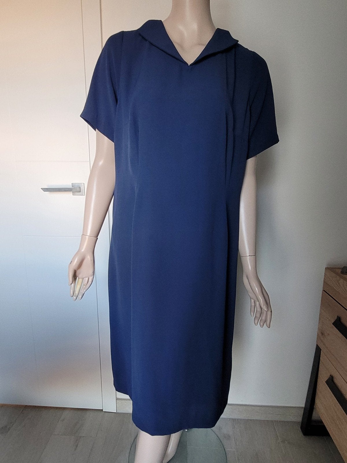 Donkerblauw kleed maat 44, Enlèvement ou Envoi, Taille 42/44 (L)