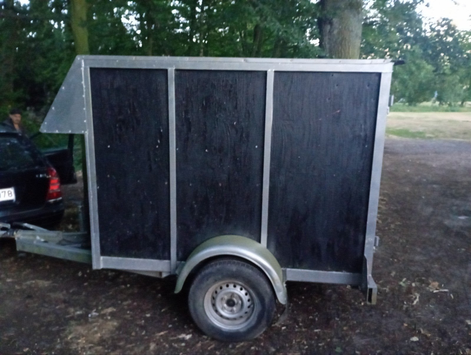 gesloten aanhangwagen enkel as, Ophalen of Verzenden