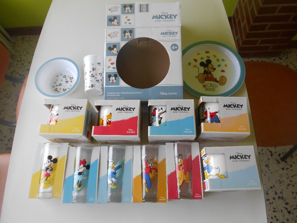 collection 5 verres 5 tasses vaisselle pour enfants disney, Collections, Enlèvement ou Envoi, Neuf