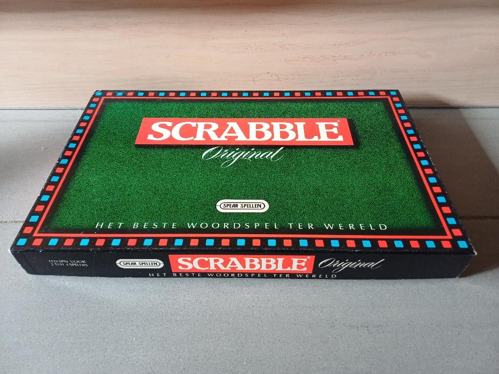 scrabble gezelschapspel compleet en nette staat, Drie of vier spelers, Ophalen, Gebruikt