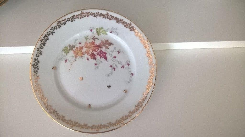Service en véritable porcelaine de Limoges (110 pièces), Enlèvement, Neuf, Porcelaine, Service complet