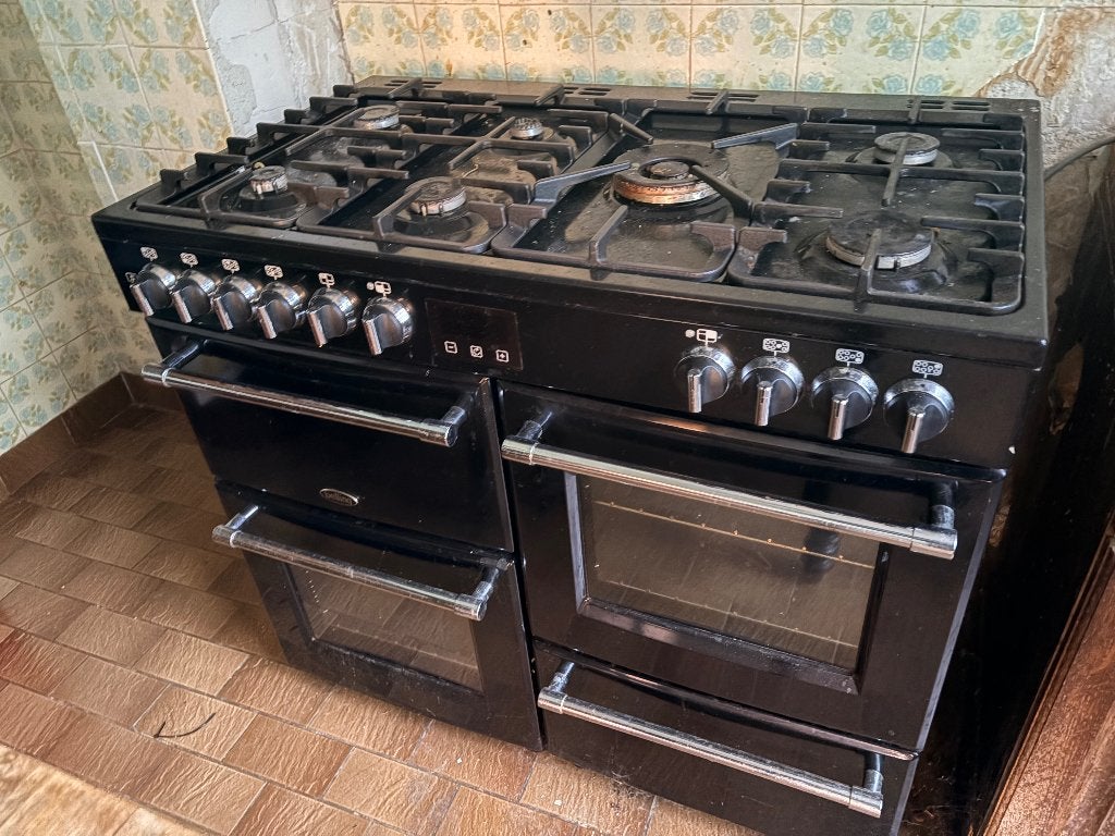 Cuisinière piano, Gaz, Enlèvement, Utilisé, 5 zones de cuisson ou plus