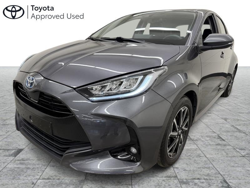 Toyota Yaris Iconic, Argent ou Gris, Achat, Euro 6, Noir