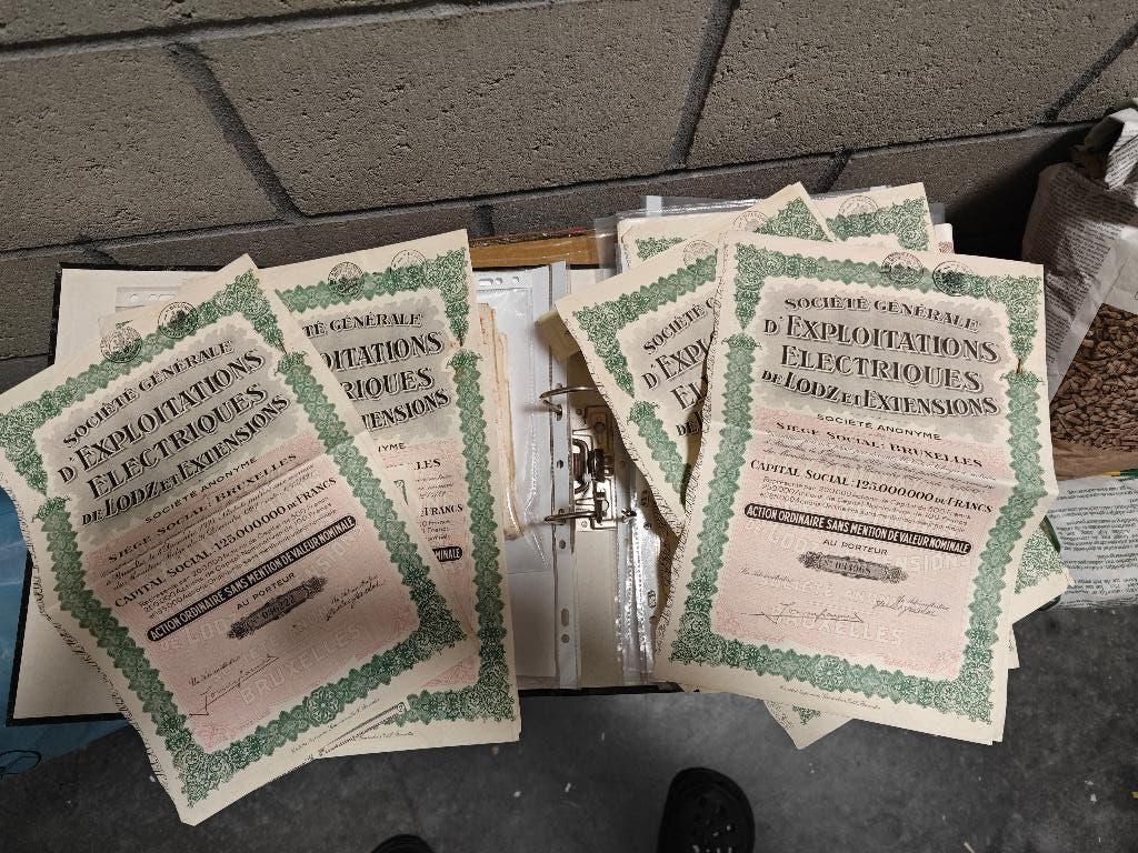 Oude aandelen, obligaties, bankbiljetten, Enlèvement ou Envoi