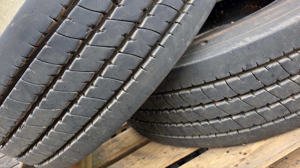 Vrachtwagen banden 275/70R22.5 Goodyear, Auto-onderdelen, Banden en Velgen, Ophalen, Vrachtwagen, Band(en)