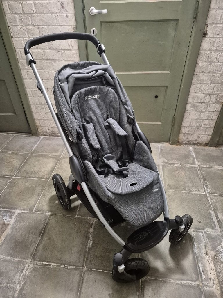 Poussette Stella grise, Enfants & Bébés, Comme neuf, Poussette, Maxi-Cosi, Tige de poussée réglable