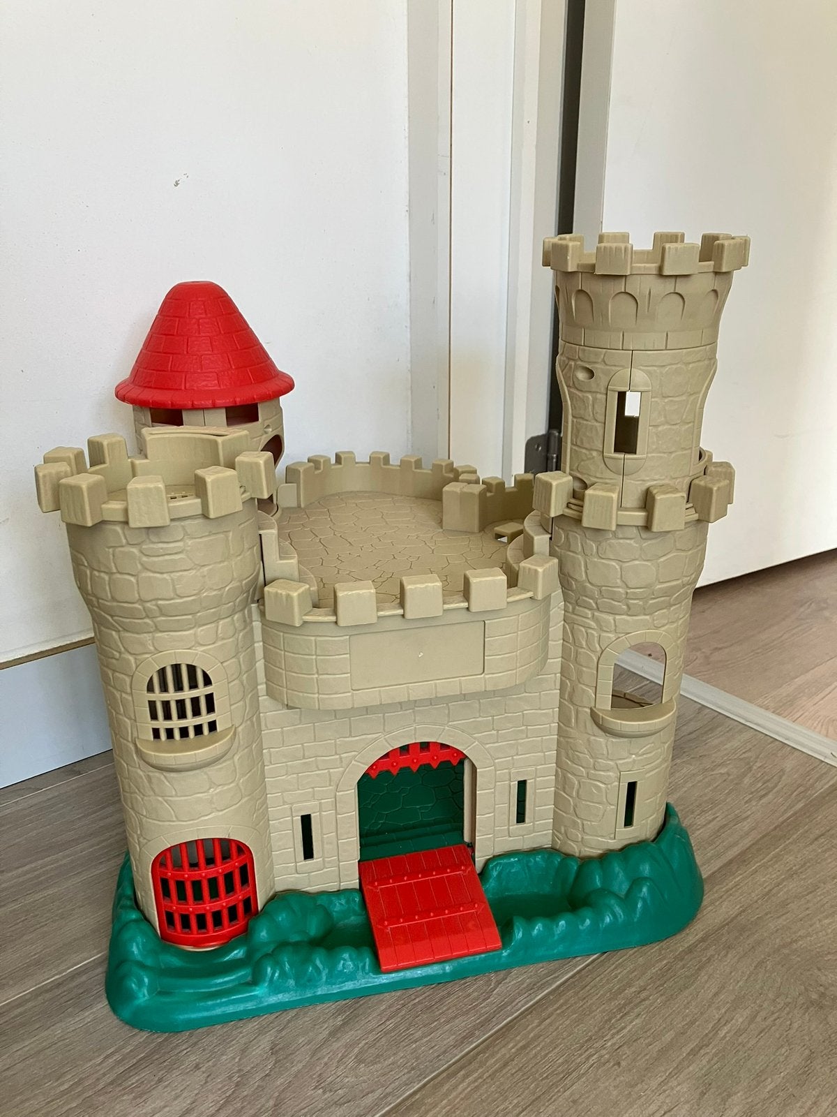 Speelgoed kasteel met ridders, Ophalen, Gebruikt