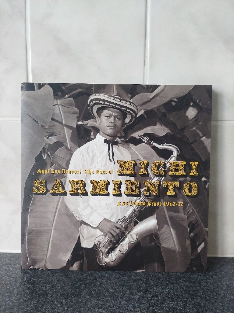 Michi Sarmiento Y Su Combo Bravo - Aqui Los Bravos! (2LP), Limited edition, Ophalen of Verzenden, Zo goed als nieuw, 12 inch