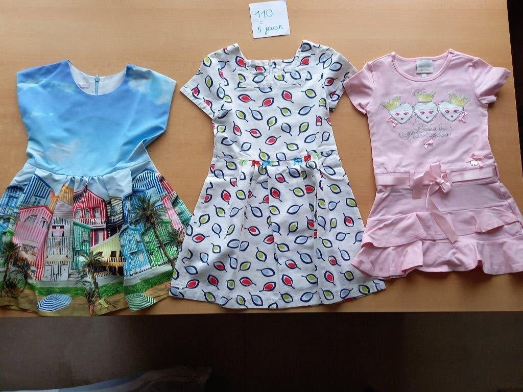 Nieuw pakket kleedjes maat 110 meisje, Ophalen of Verzenden, Nieuw, Maat 110