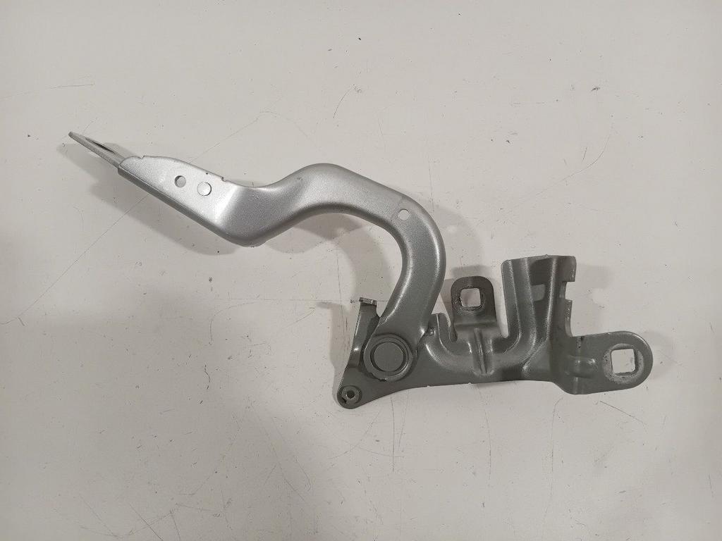 Motorkapscharnier rechts Renault Captur, Onderdelen@venauto.nl, Van der Ven Autorecycling B.V., Gebruikt, Ettenseweg 76, 4706 PB Roosendaal, The Netherlands
