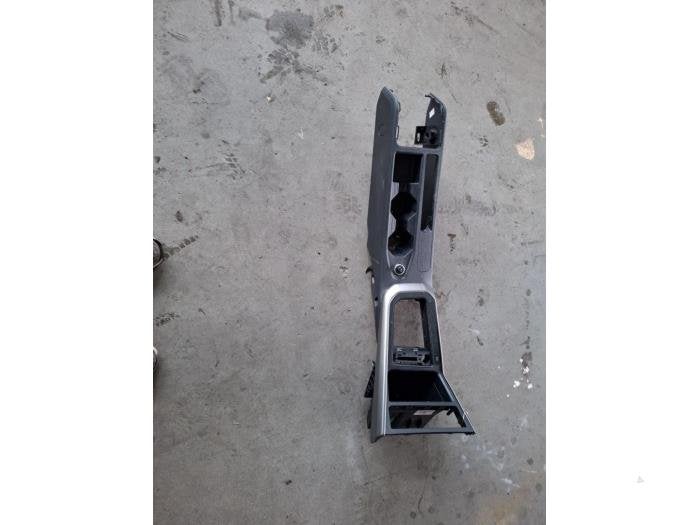 Console centrale d'un Volkswagen Polo, Volkswagen, -, 3 mois de garantie, Utilisé