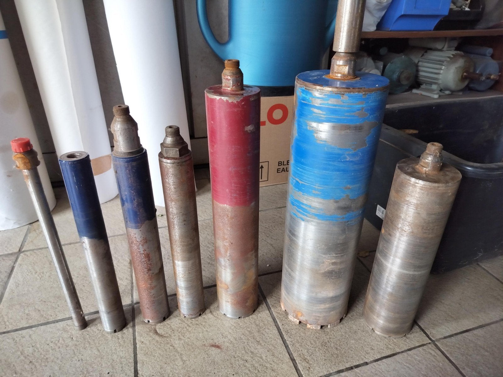 diamantboor op statief + verschillende maten van boren, Doe-het-zelf en Bouw, Ophalen
