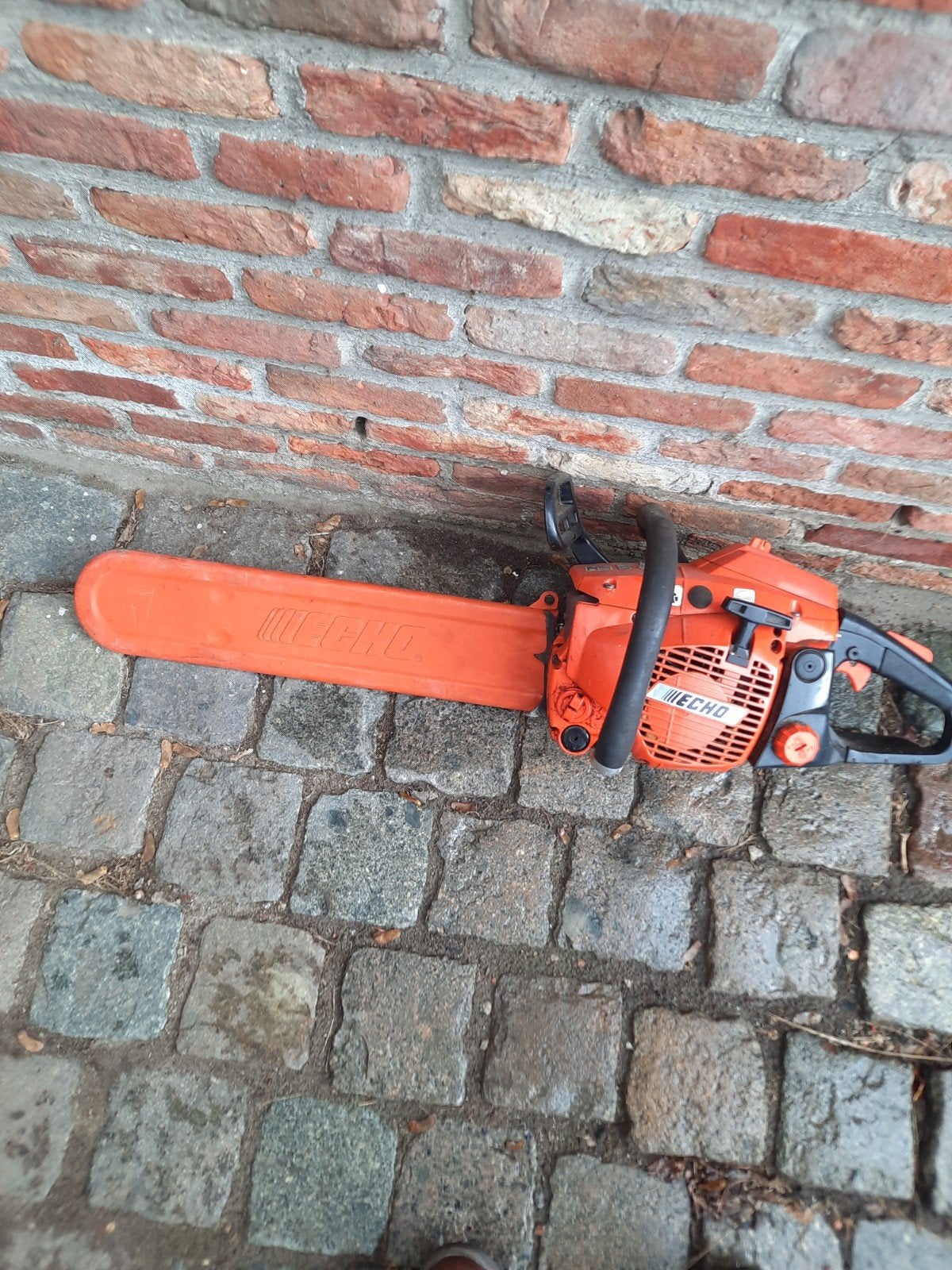 Kettingzaag,zaagblad 45,met 6 kettingen en bougiesleutel., Ophalen