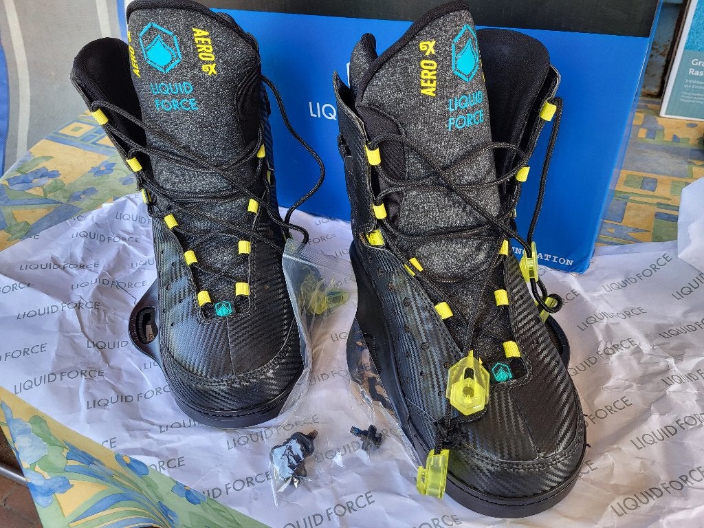 wakeboardboots liquid force 42.5 - 44, Watersport en Boten, Ophalen, Zo goed als nieuw, Schoenen