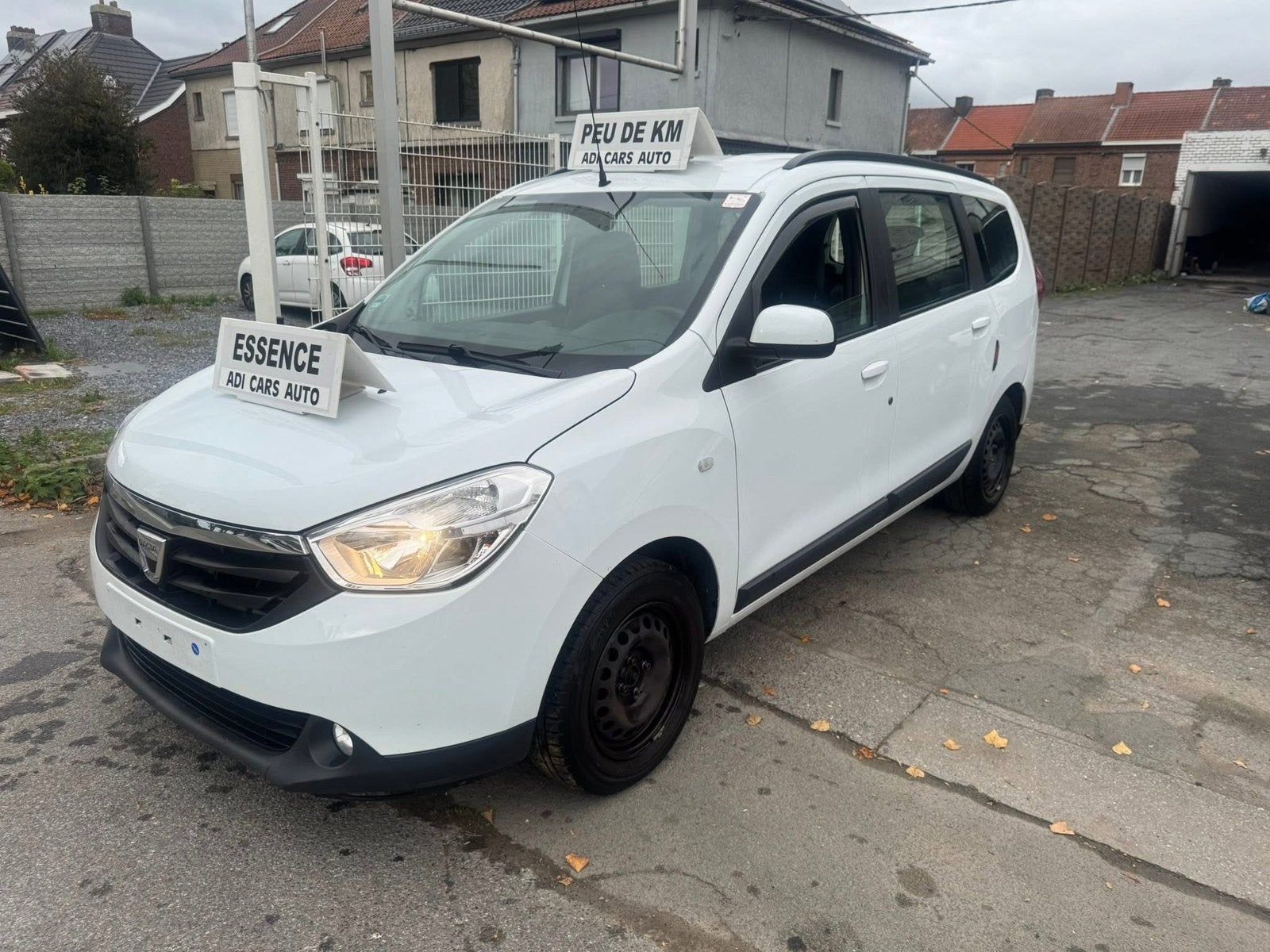 Dacia lodgy 1.2 essence 2013 090.000km airco gps, Autos, Dacia, Bluetooth, Euro 5, Achat, Entreprise