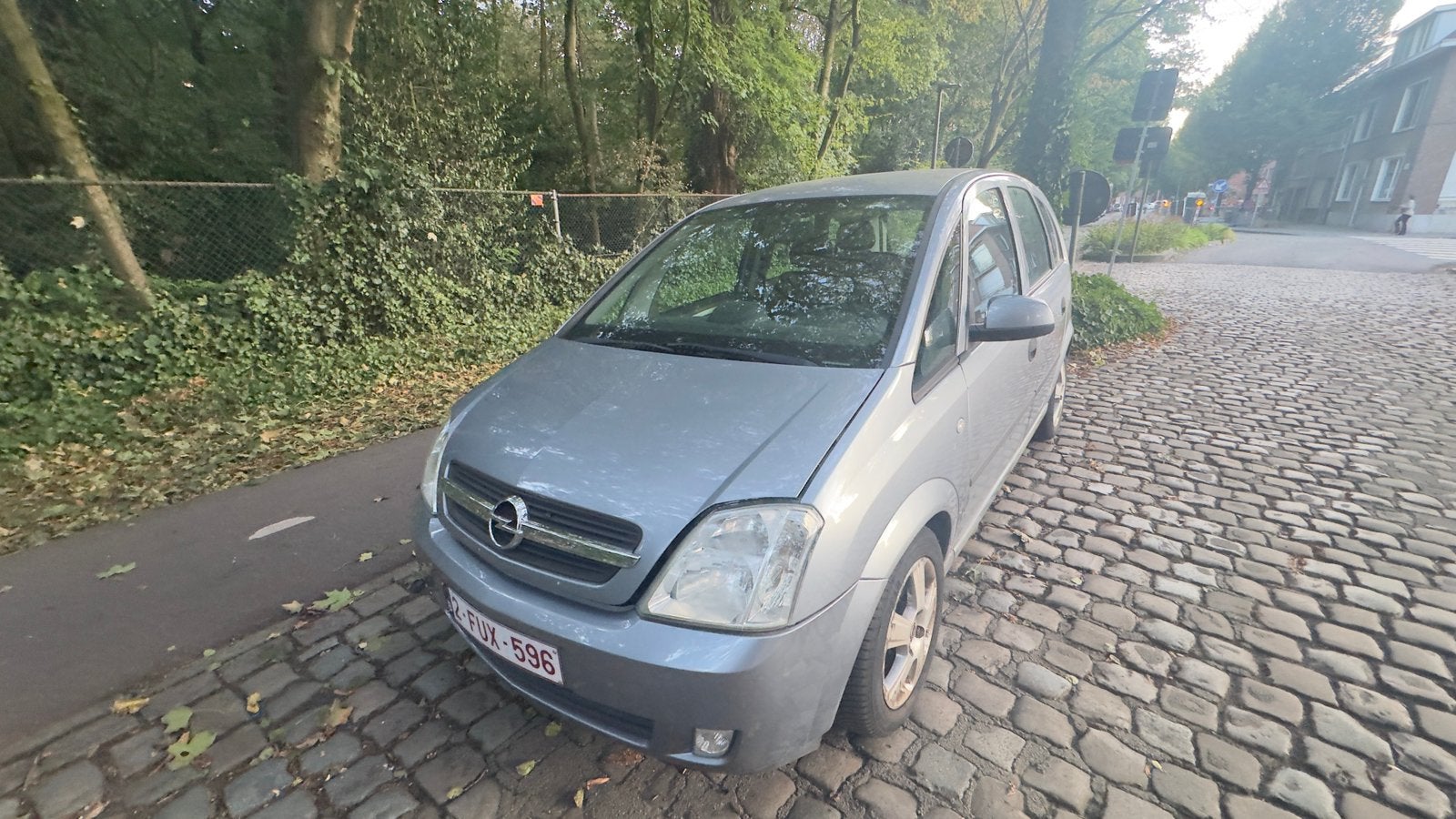 Opel Meriva avec climatisation à l'export !, Autos, Argent ou Gris, Achat, Entreprise, Boîte manuelle