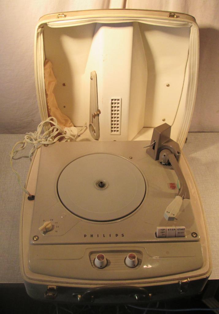 Vintage Platenspeler van Philips, Ophalen of Verzenden, Zo goed als nieuw, Platenspeler, Philips