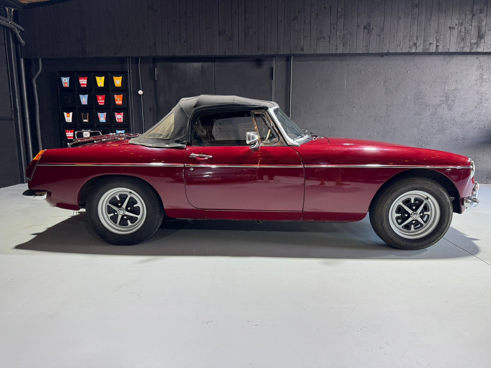 MG B - Prete pour pour l’été, B, Achat, Noir, 2 portes