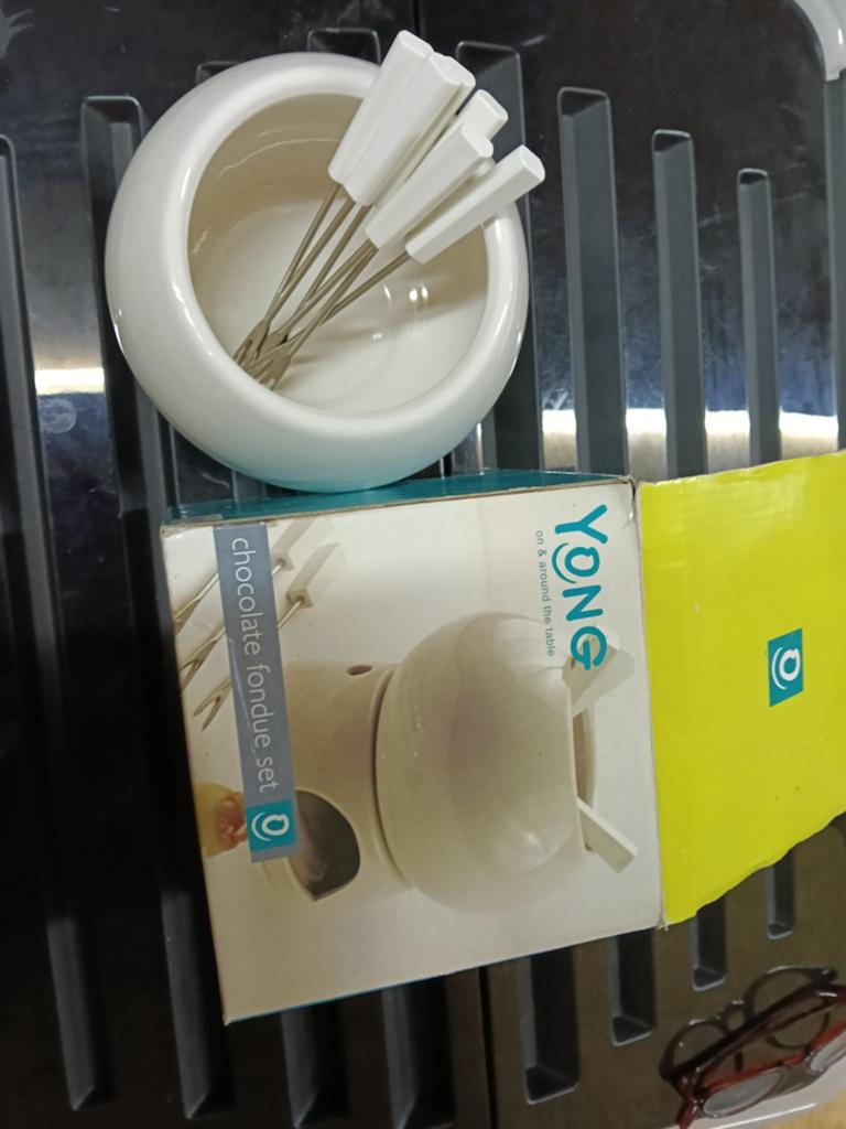Set à fondue au chocolat, Enlèvement