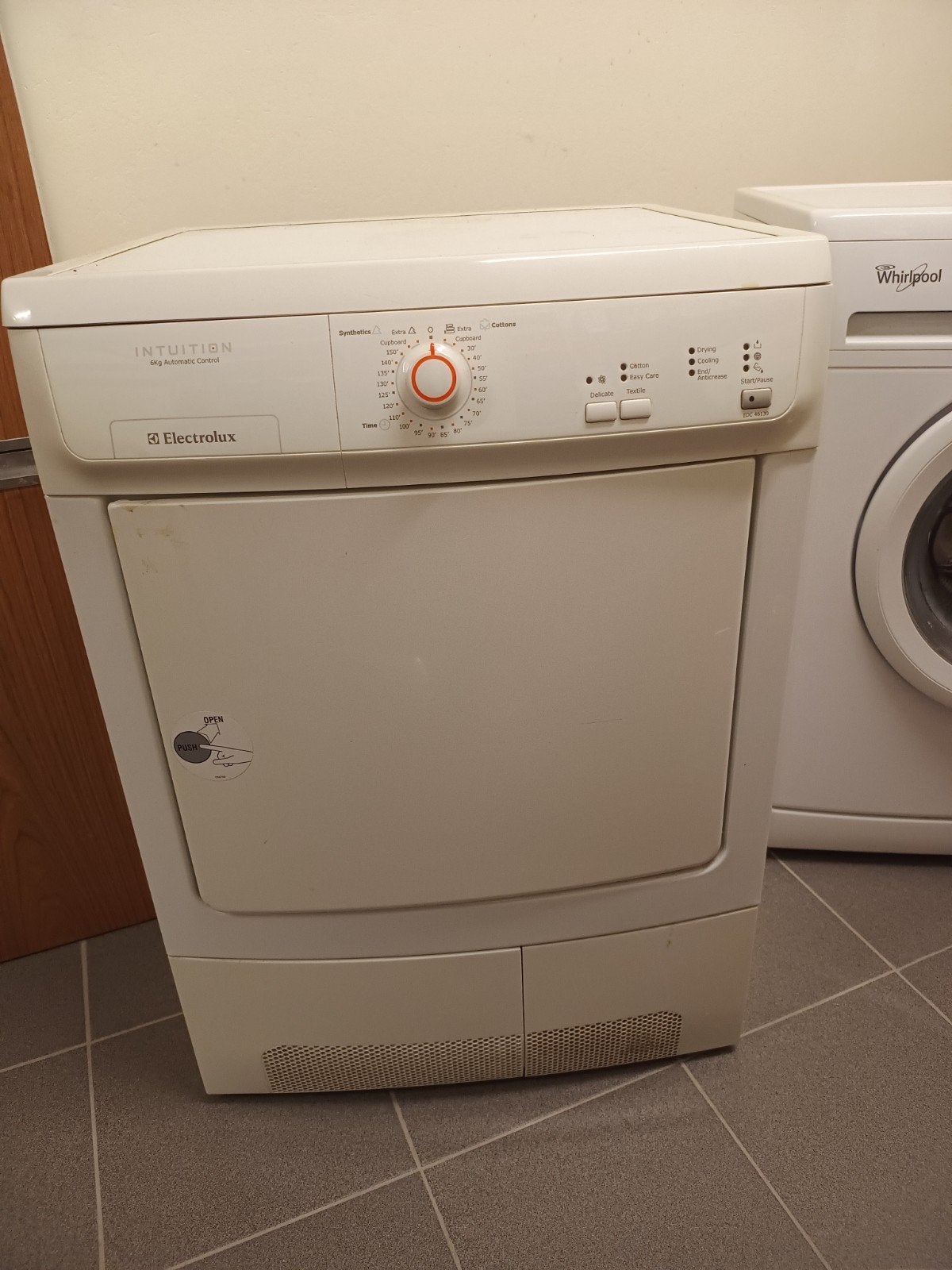 Droogkast edc46130w electrolux, Ophalen