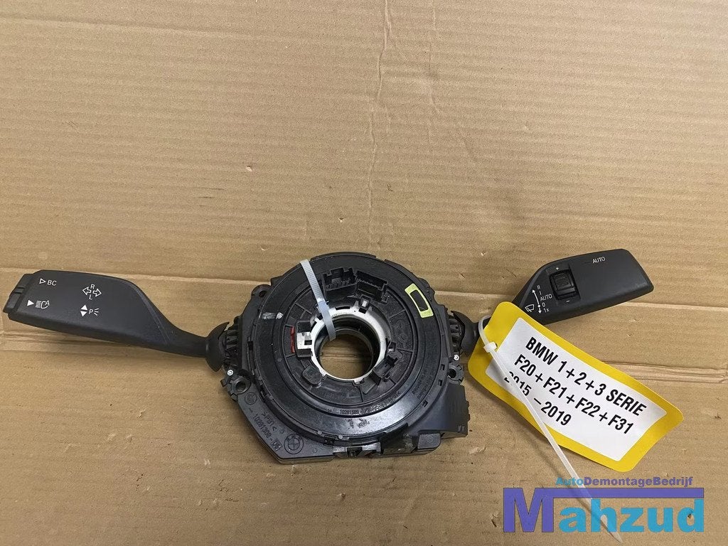 BMW 3 SERIE F30 Stuurkolom combischakelaar 699659601 2011-20, Auto-onderdelen, Petuelring 130
80788  Munich, DE, Gebruikt, Info@bmw.de