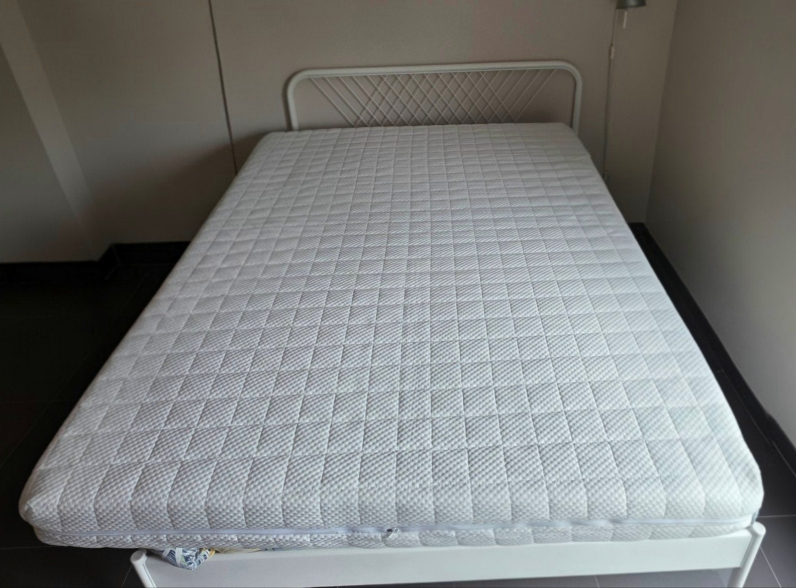 Matelas Jysk 140x200 comme neuf, Maison & Meubles, Enlèvement, Deux personnes, 140 cm, Comme neuf