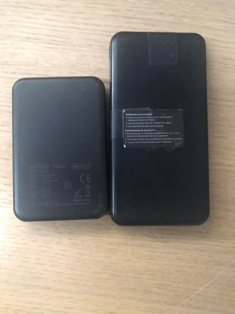 Twee powerbanks, Enlèvement, Utilisé