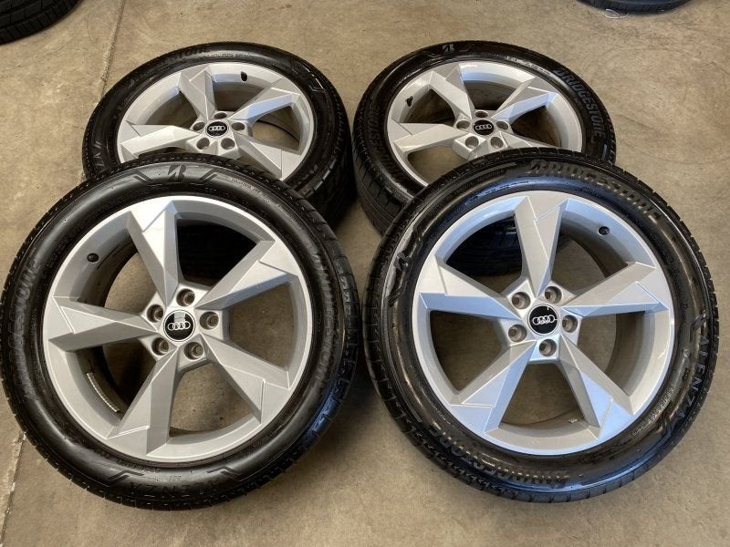 19 inch originele velgen + zomerbanden Audi Q3, Pneus et Jantes, Véhicule de tourisme, Pneus été, -
