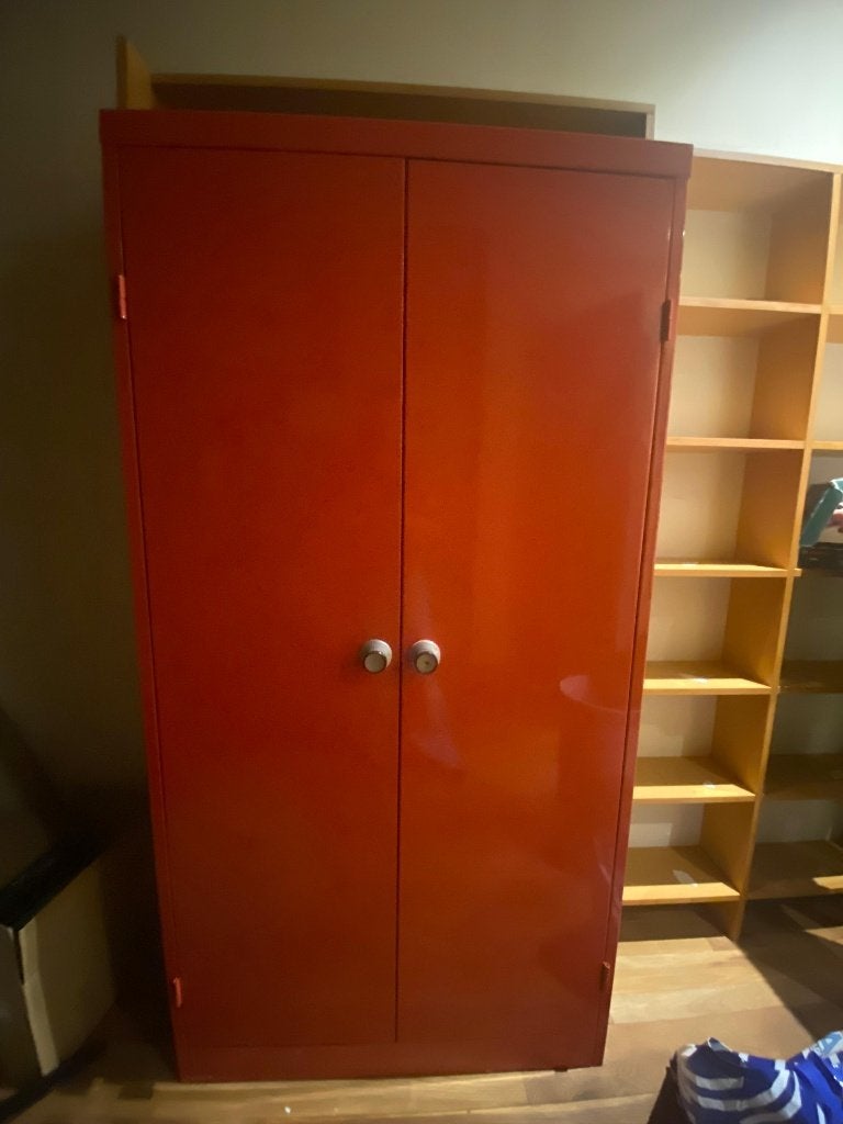 Rode metalen kast met 2 deuren, Ophalen, Nieuw, 50 tot 100 cm, Metaal